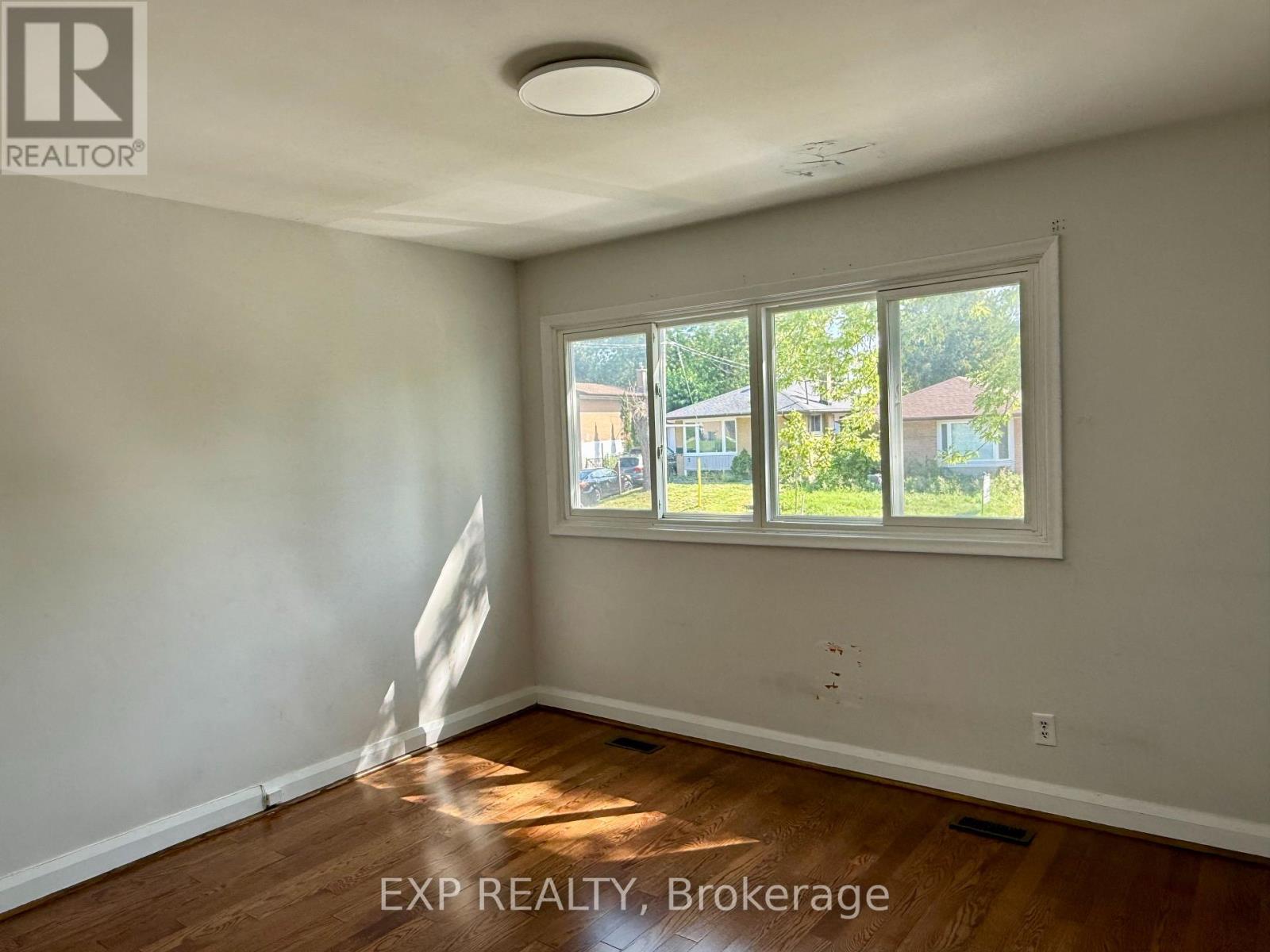 Upper - 6 Mid Pines Road Property Photo 14