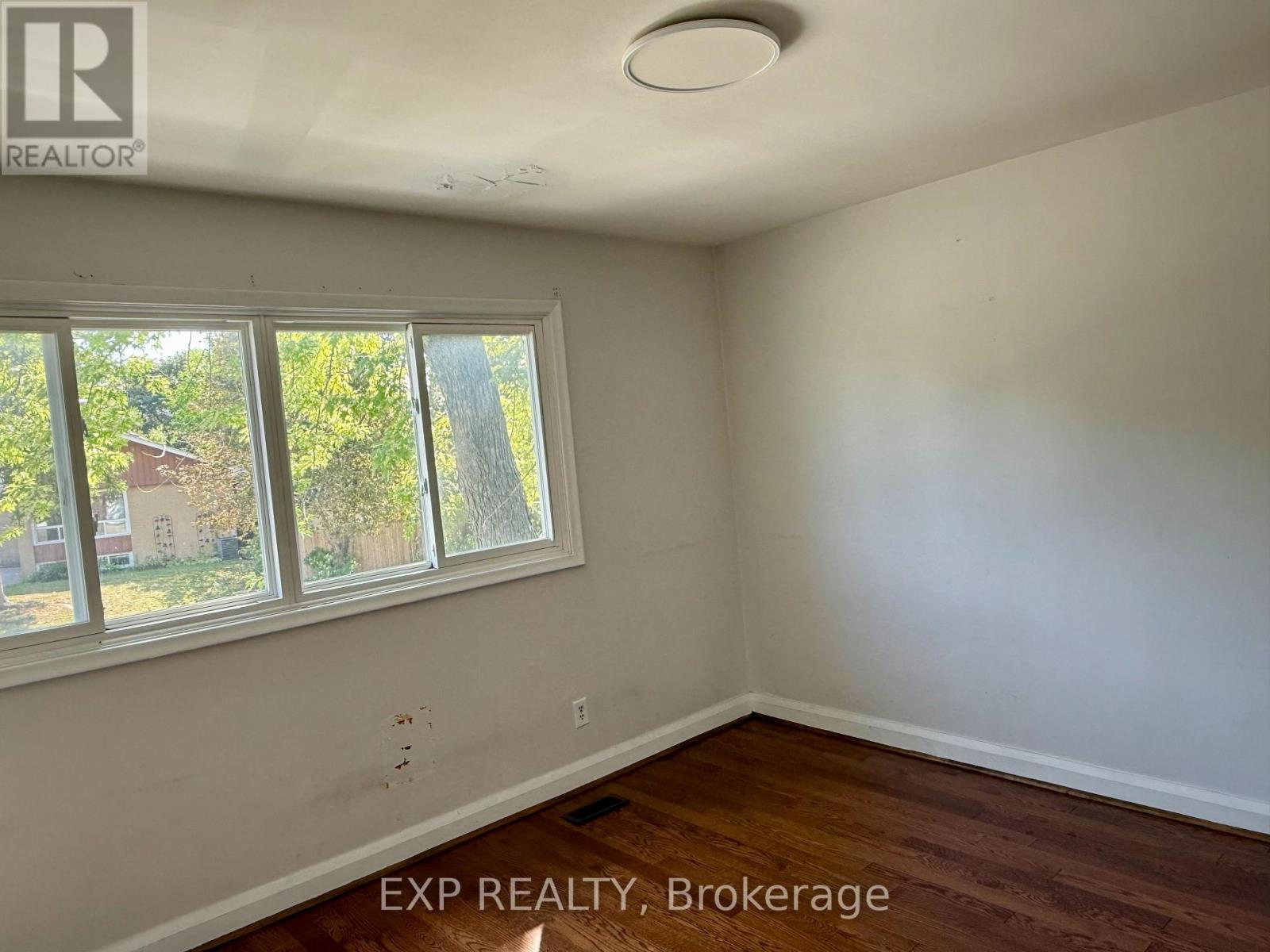Upper - 6 Mid Pines Road Property Photo 15