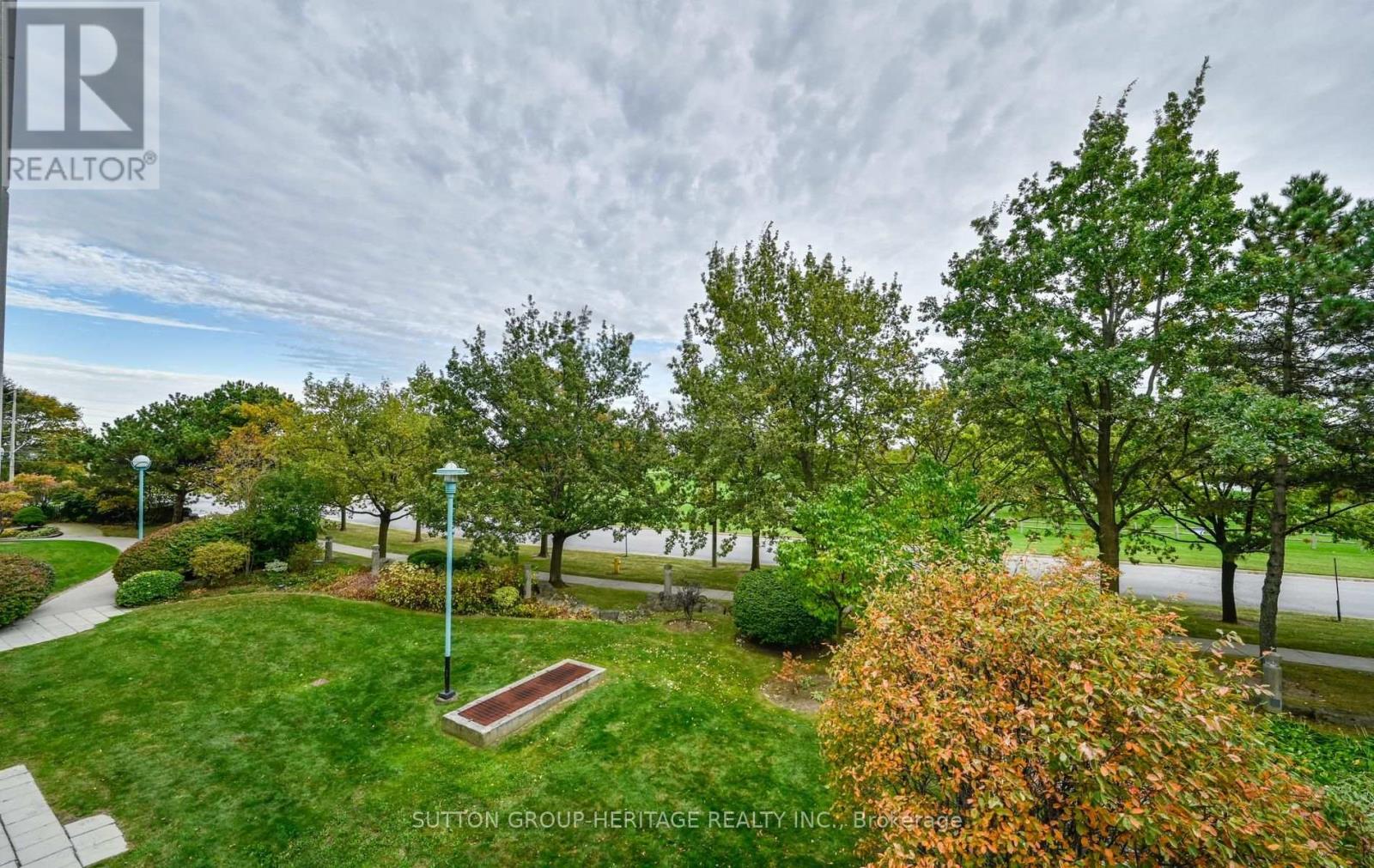208 - 45 Cumberland Lane Property Photo 22