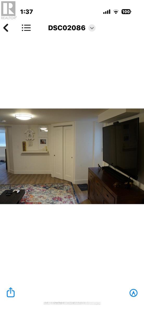 1 - 2174 Queen Street E Property Photo 7