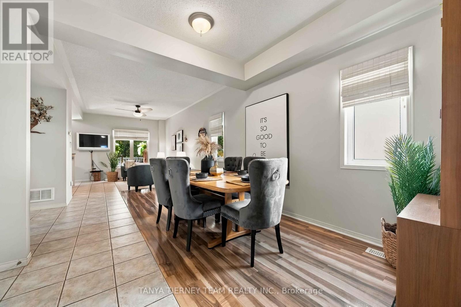 228 Shadow Place Property Photo 10