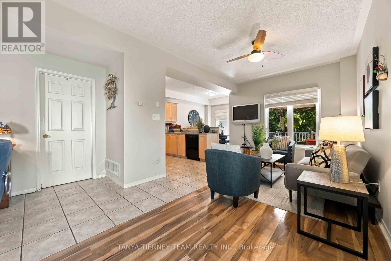 228 Shadow Place Property Photo 13