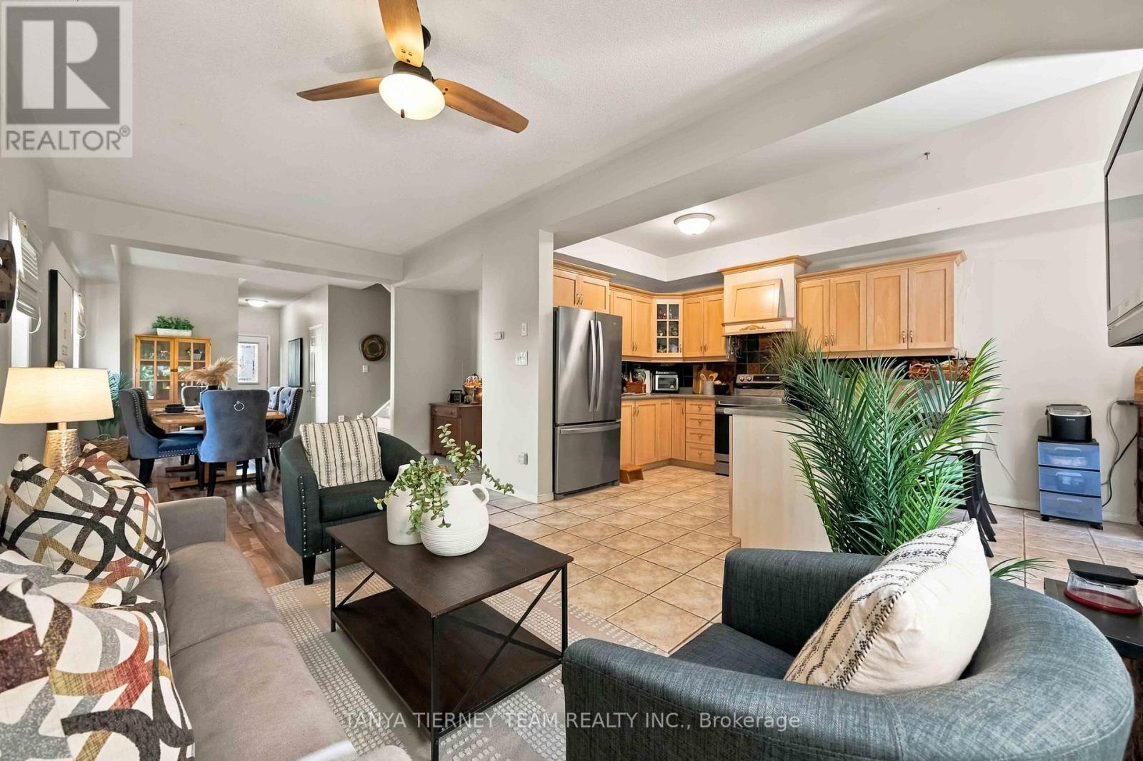 228 Shadow Place Property Photo 16