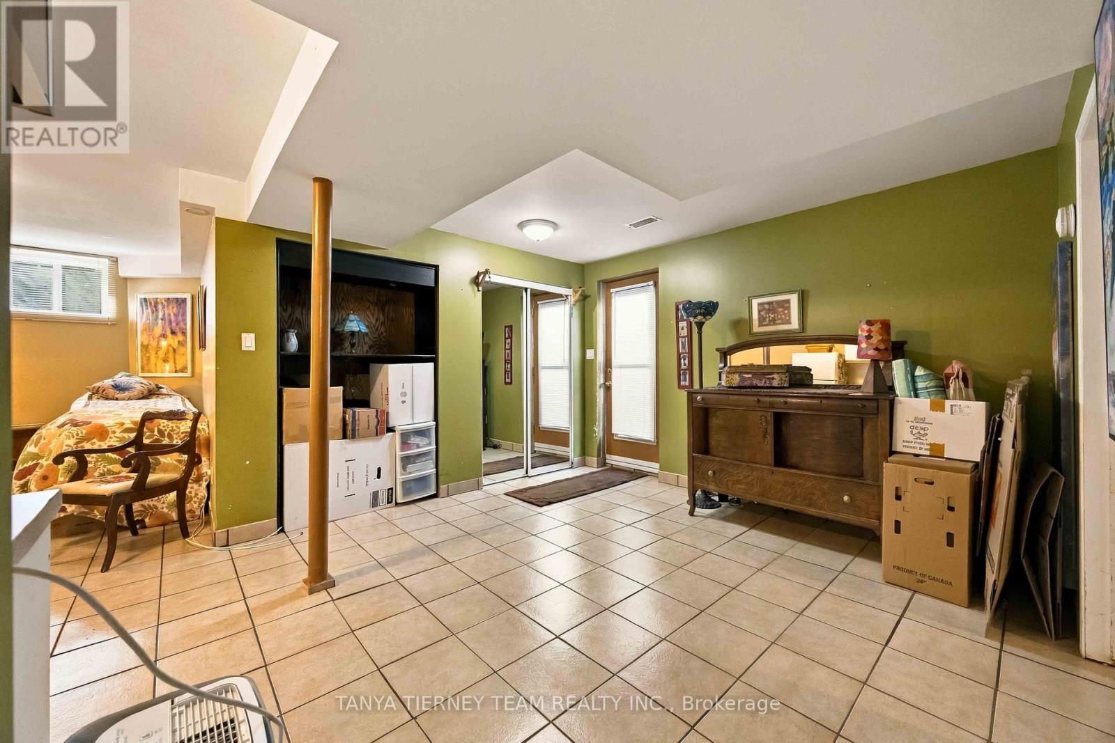 228 Shadow Place Property Photo 34