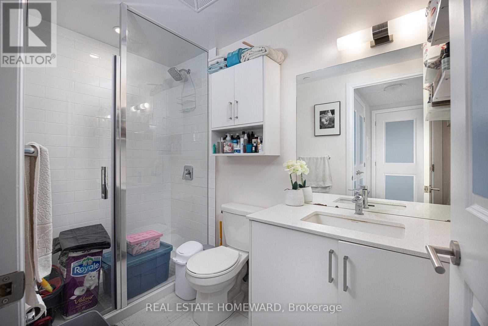 605 - 1630 Queen Street E Property Photo 17