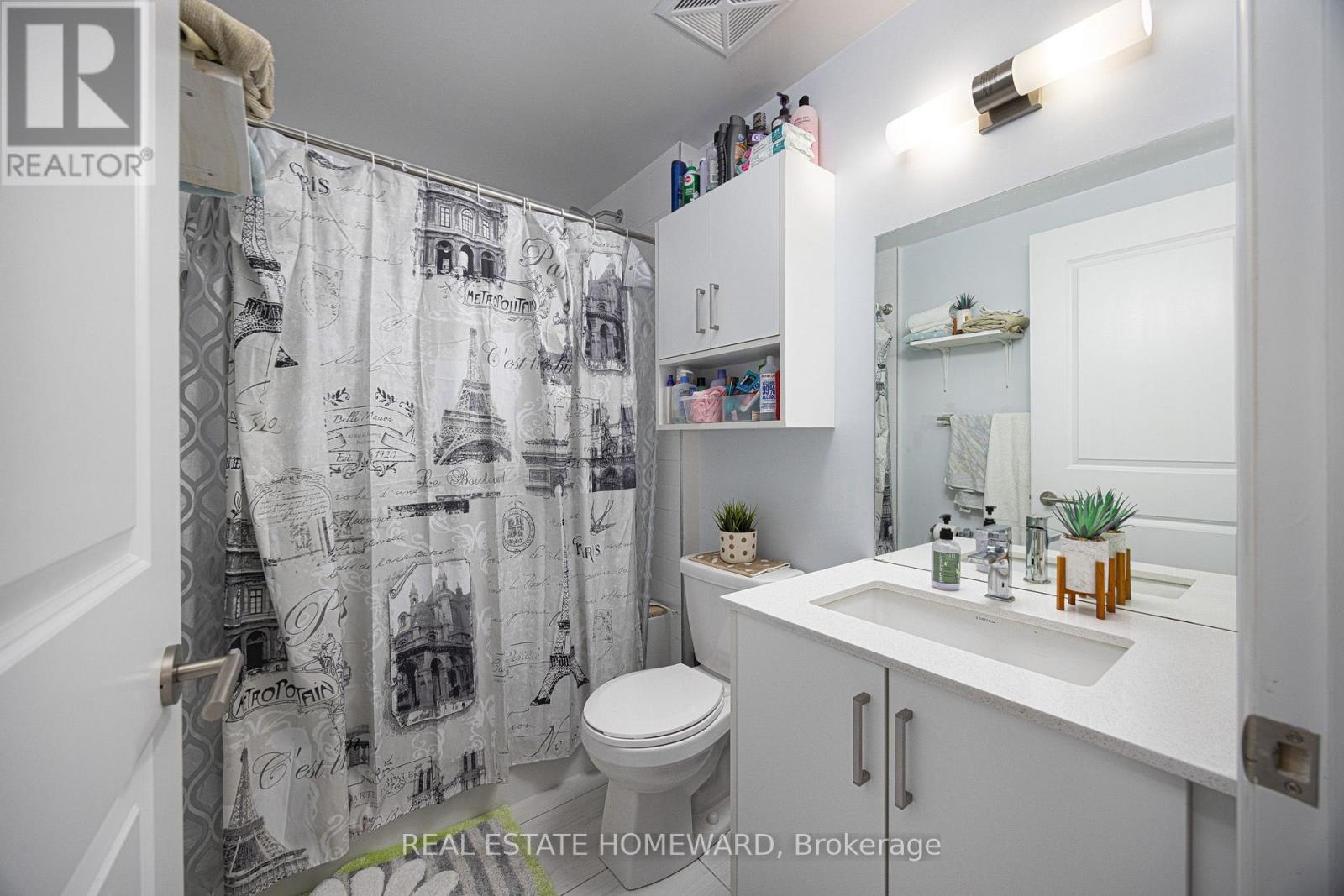 605 - 1630 Queen Street E Property Photo 19