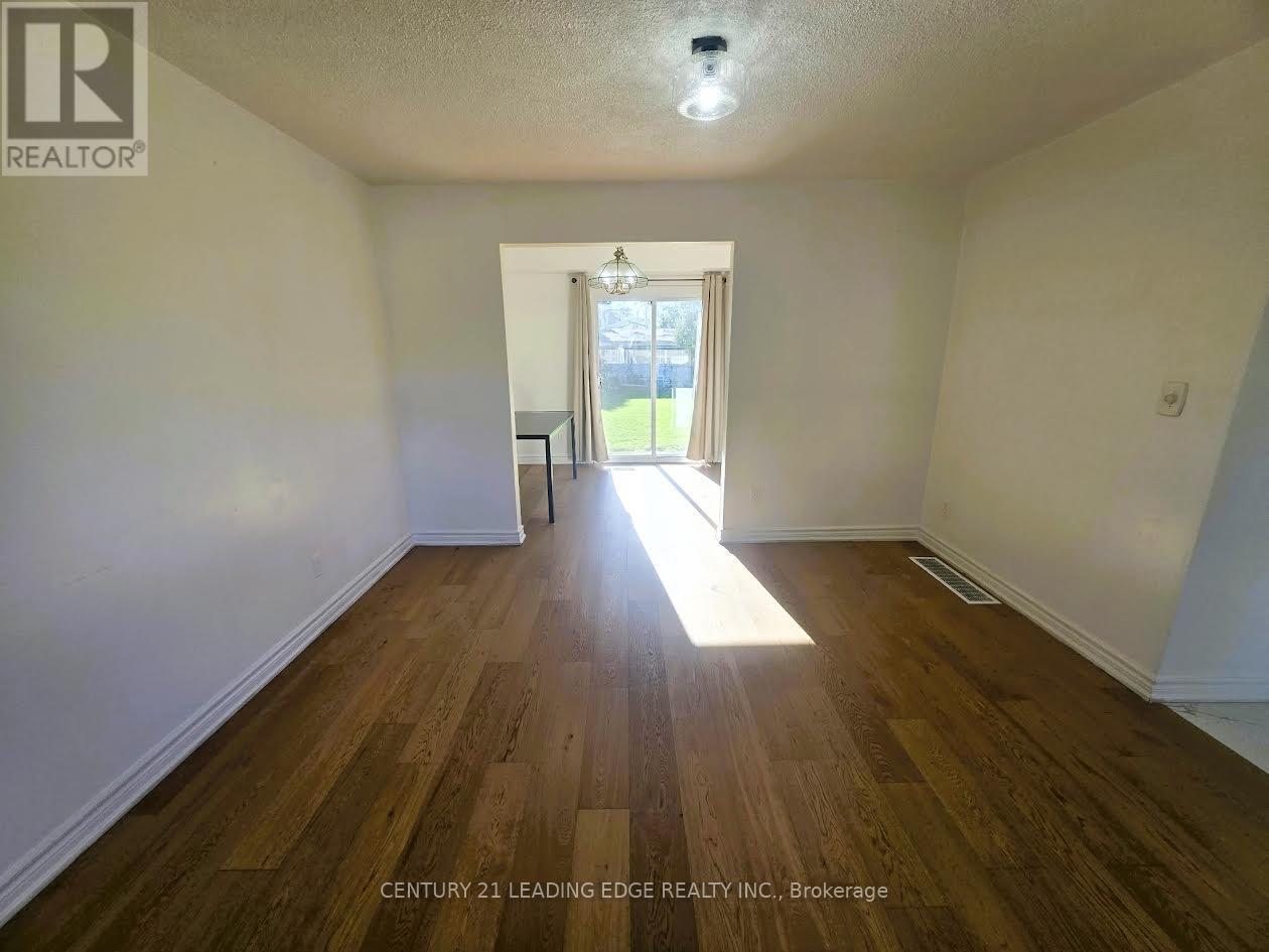 5 Murison Boulevard Property Photo 6