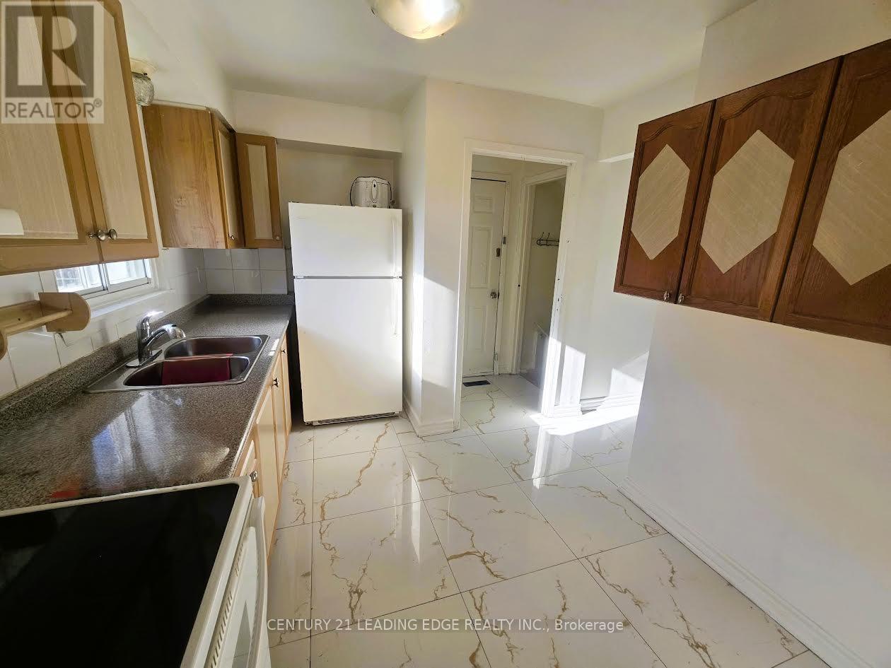 5 Murison Boulevard Property Photo 15