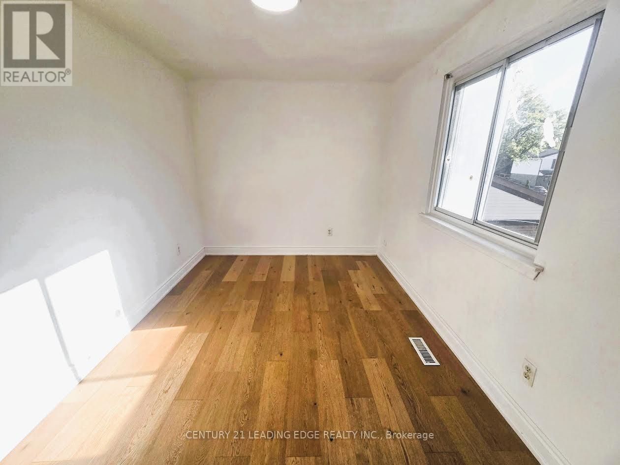 5 Murison Boulevard Property Photo 27