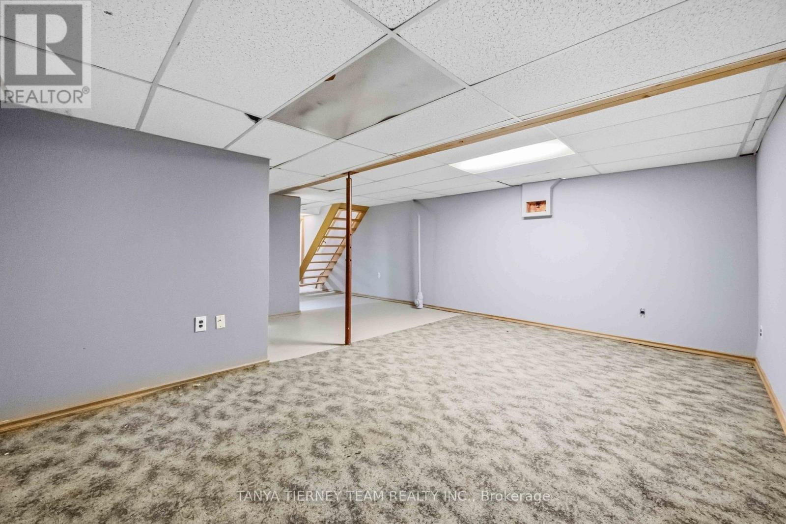 32 - 1330 Trowbridge Drive Property Photo 44