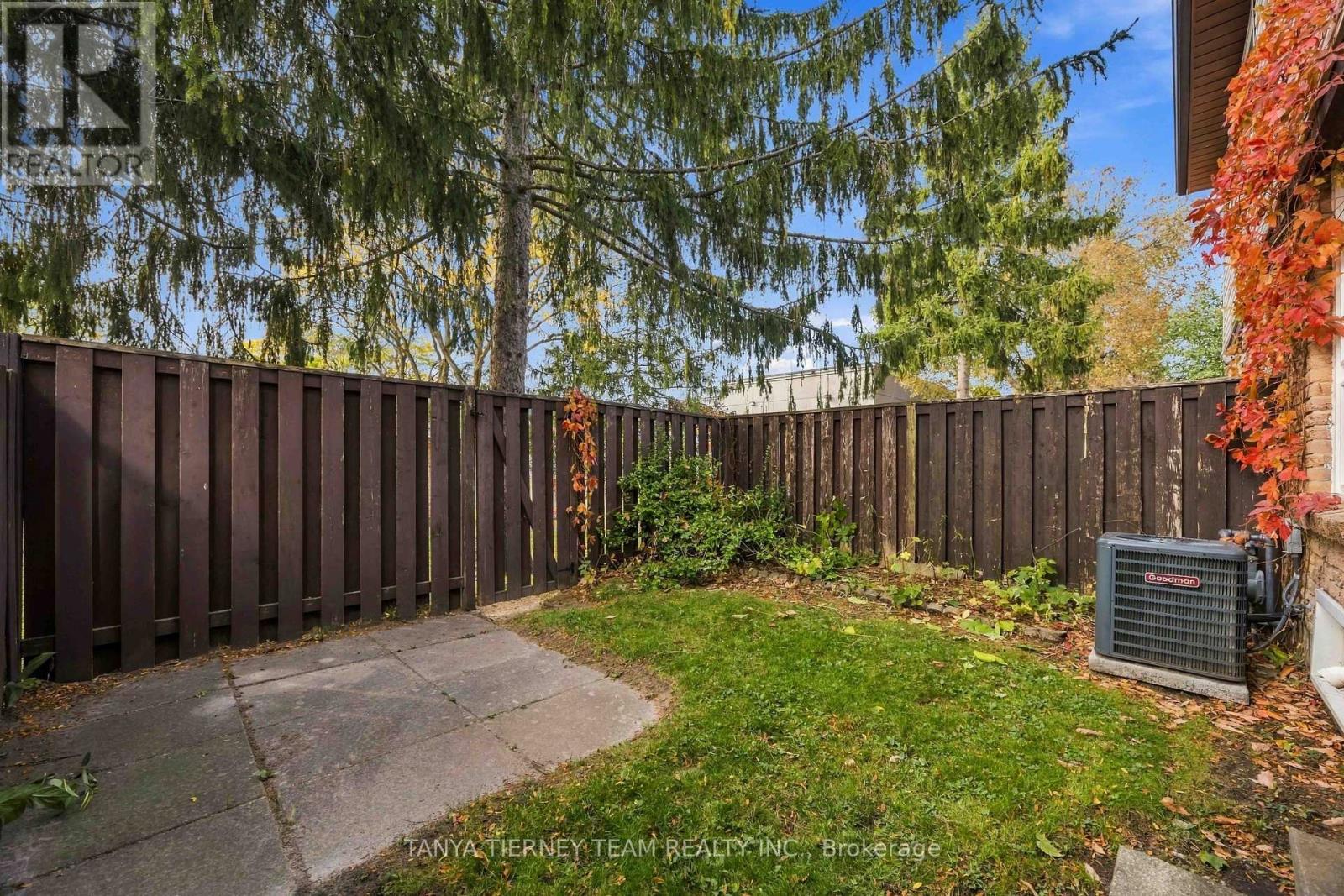 32 - 1330 Trowbridge Drive Property Photo 46