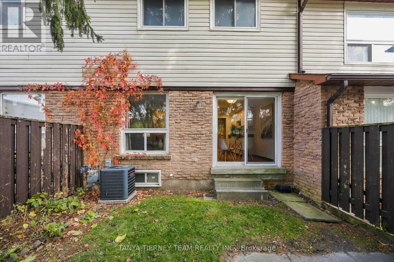 32 - 1330 Trowbridge Drive Property Photo 47