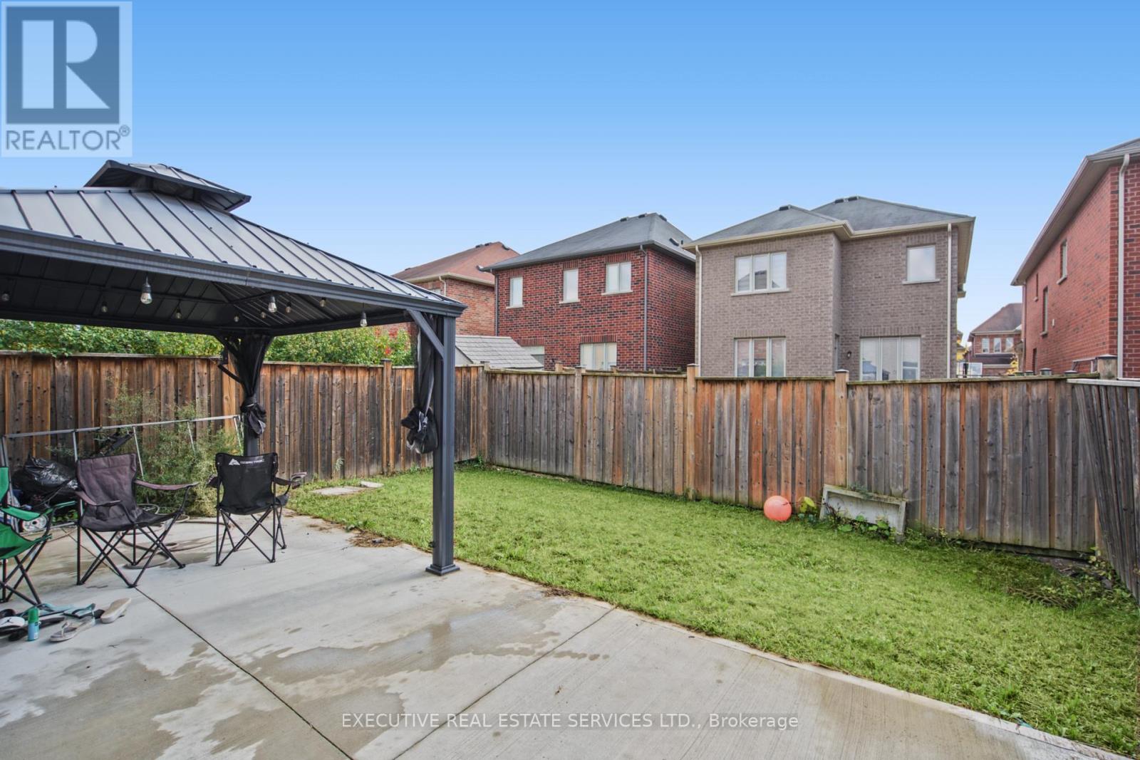 1571 Edgecroft Drive Property Photo 45