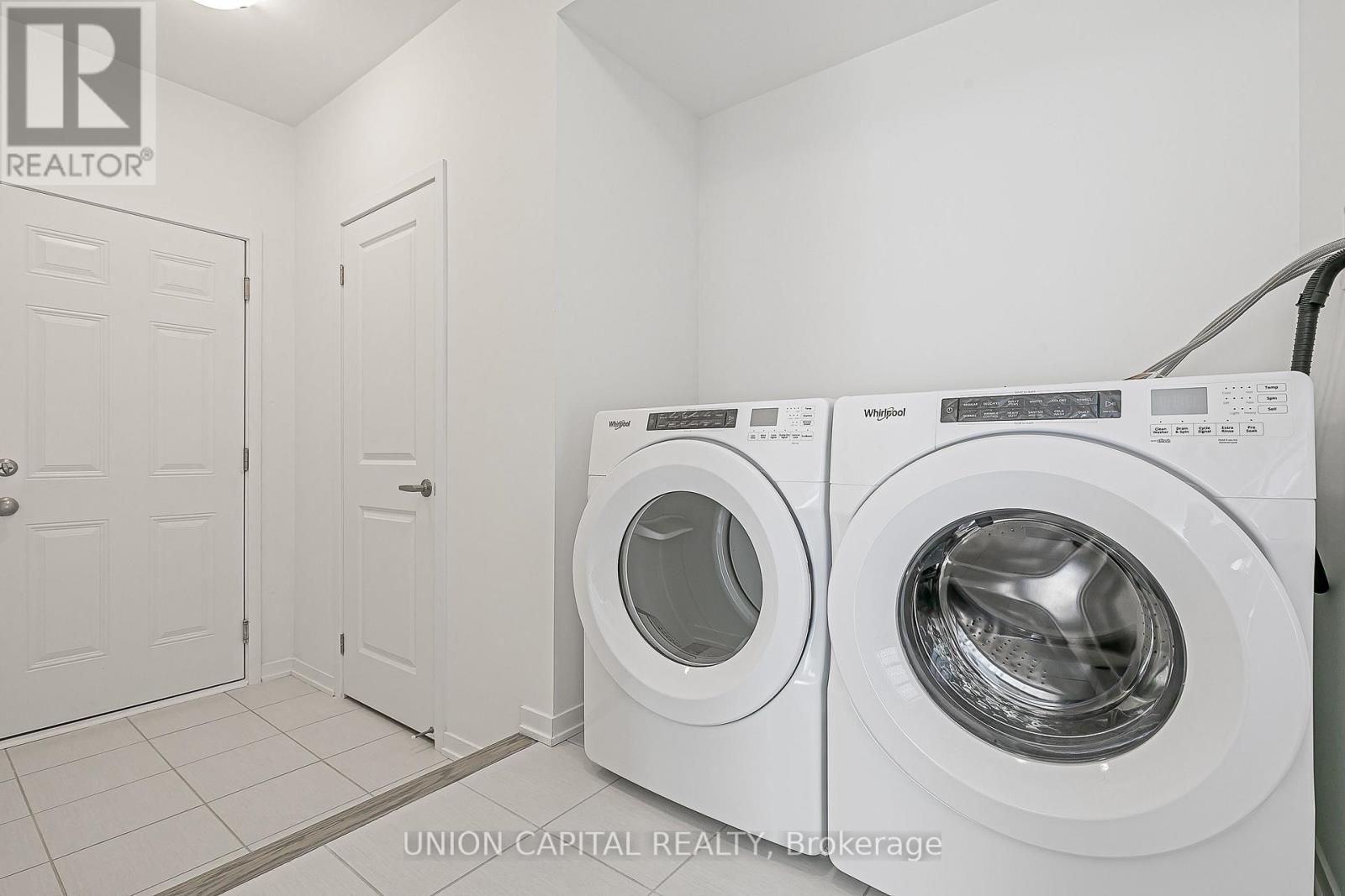 799 Stanstead Path Property Photo 23