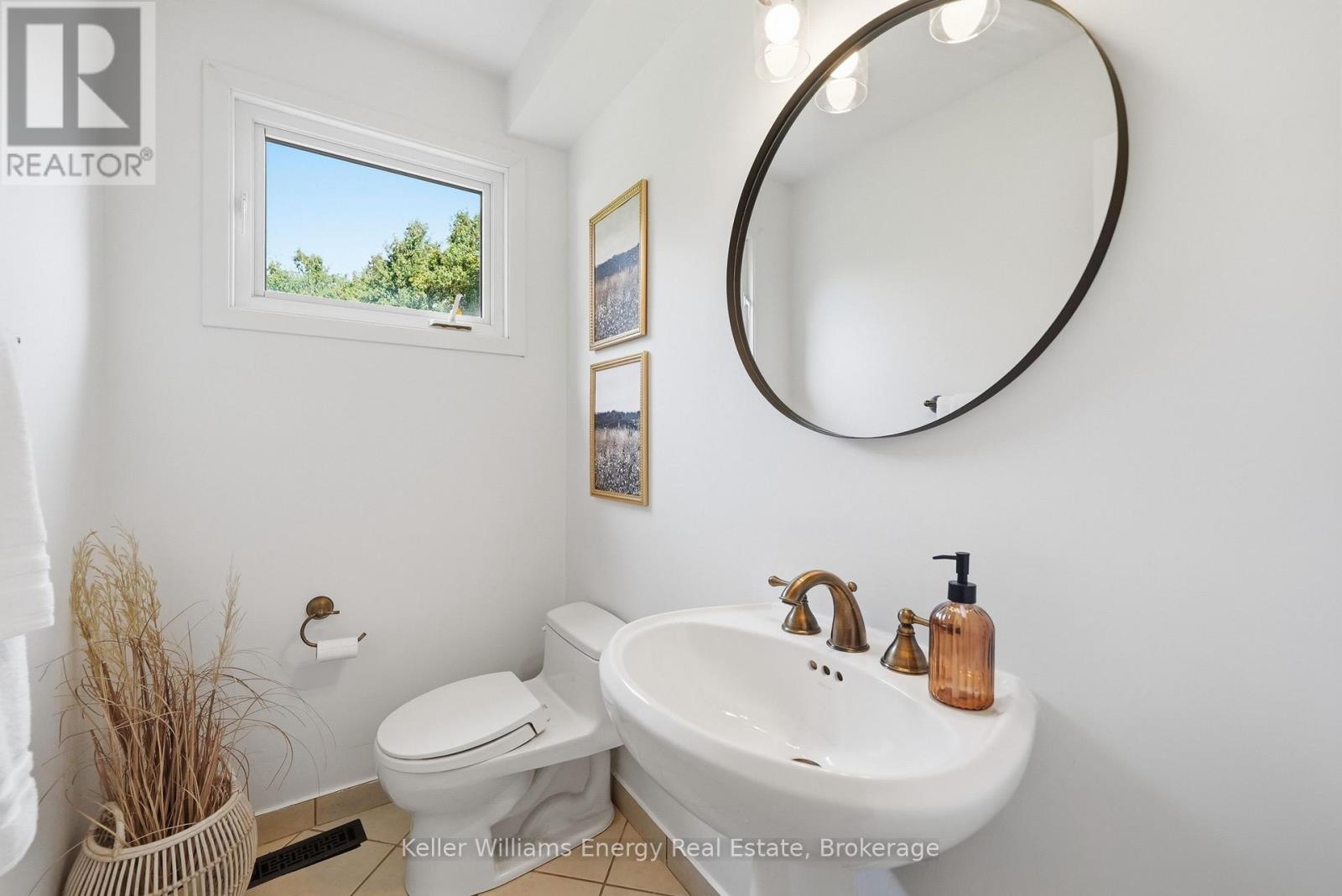877 Capri Court Property Photo 22