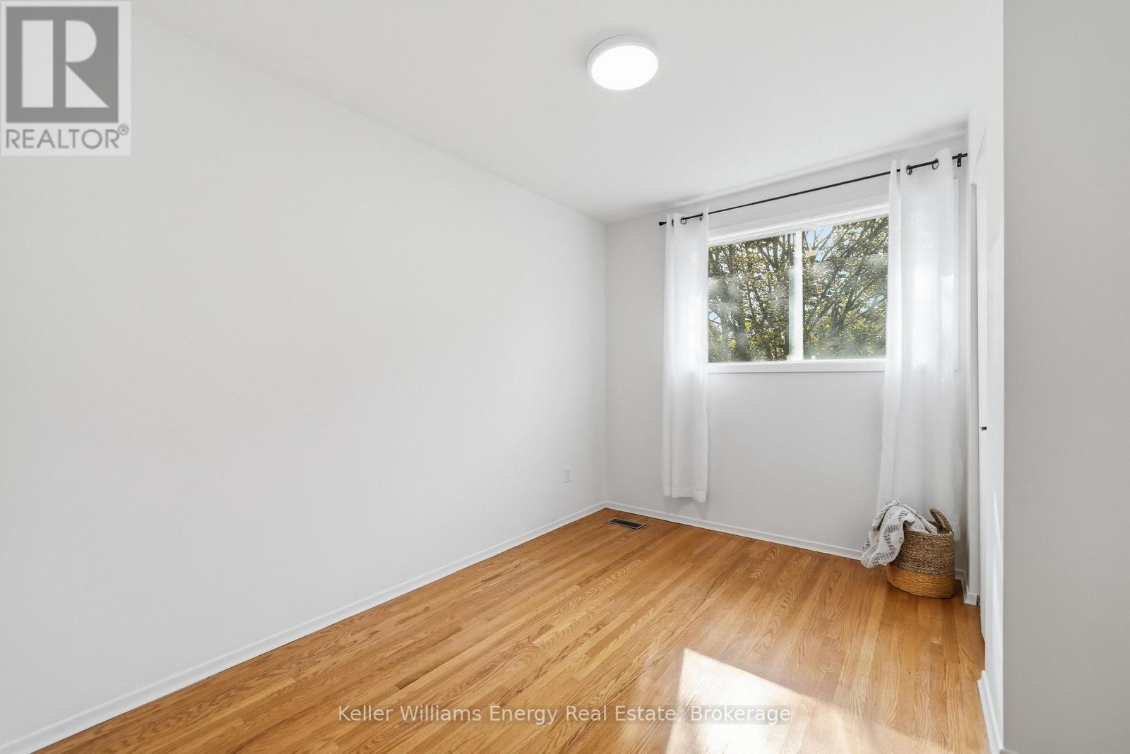 877 Capri Court Property Photo 26