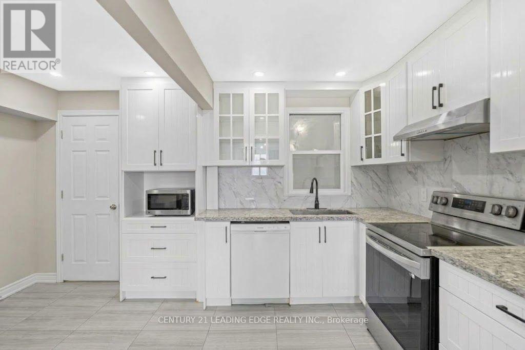 10239 Cochrane Road Property Photo 3