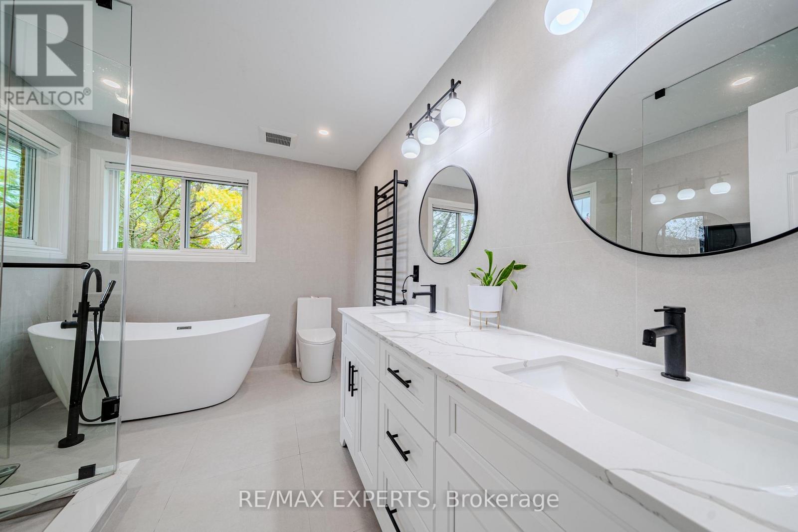 231 Mossbrook Square Property Photo 26