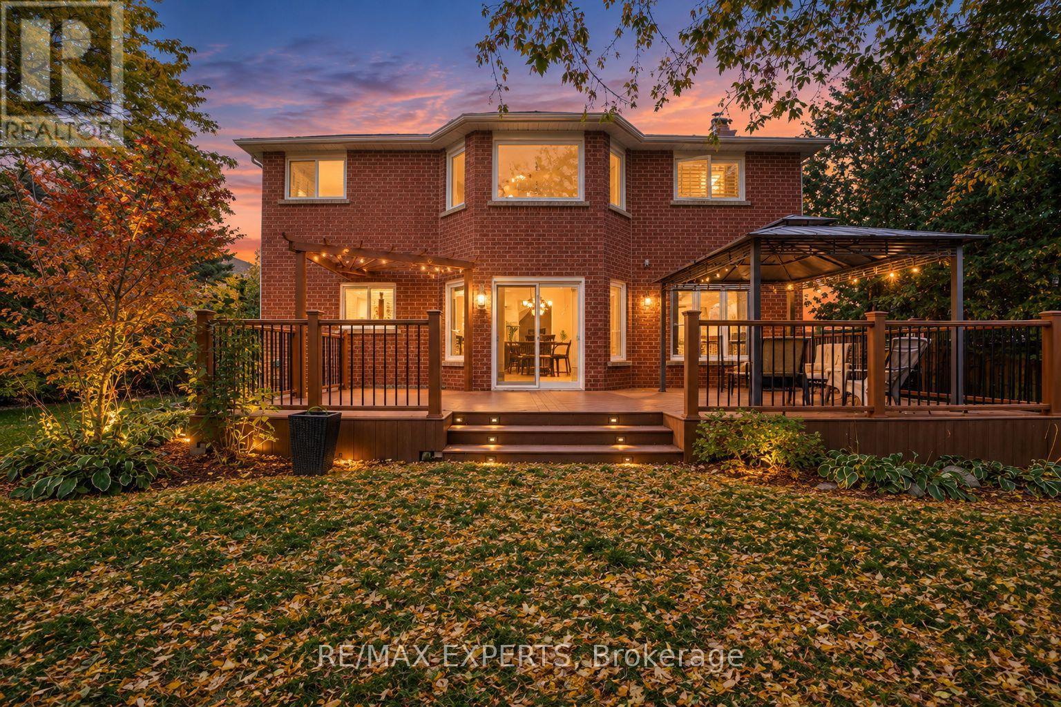 231 Mossbrook Square Property Photo 43
