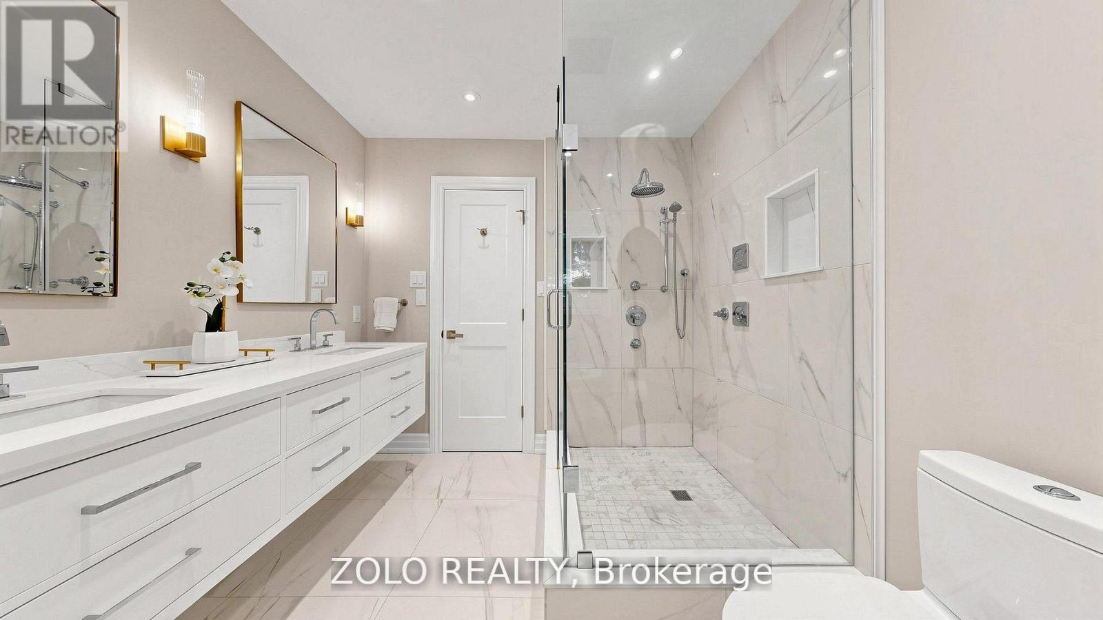 41 Meadowcliffe Drive Property Photo 18
