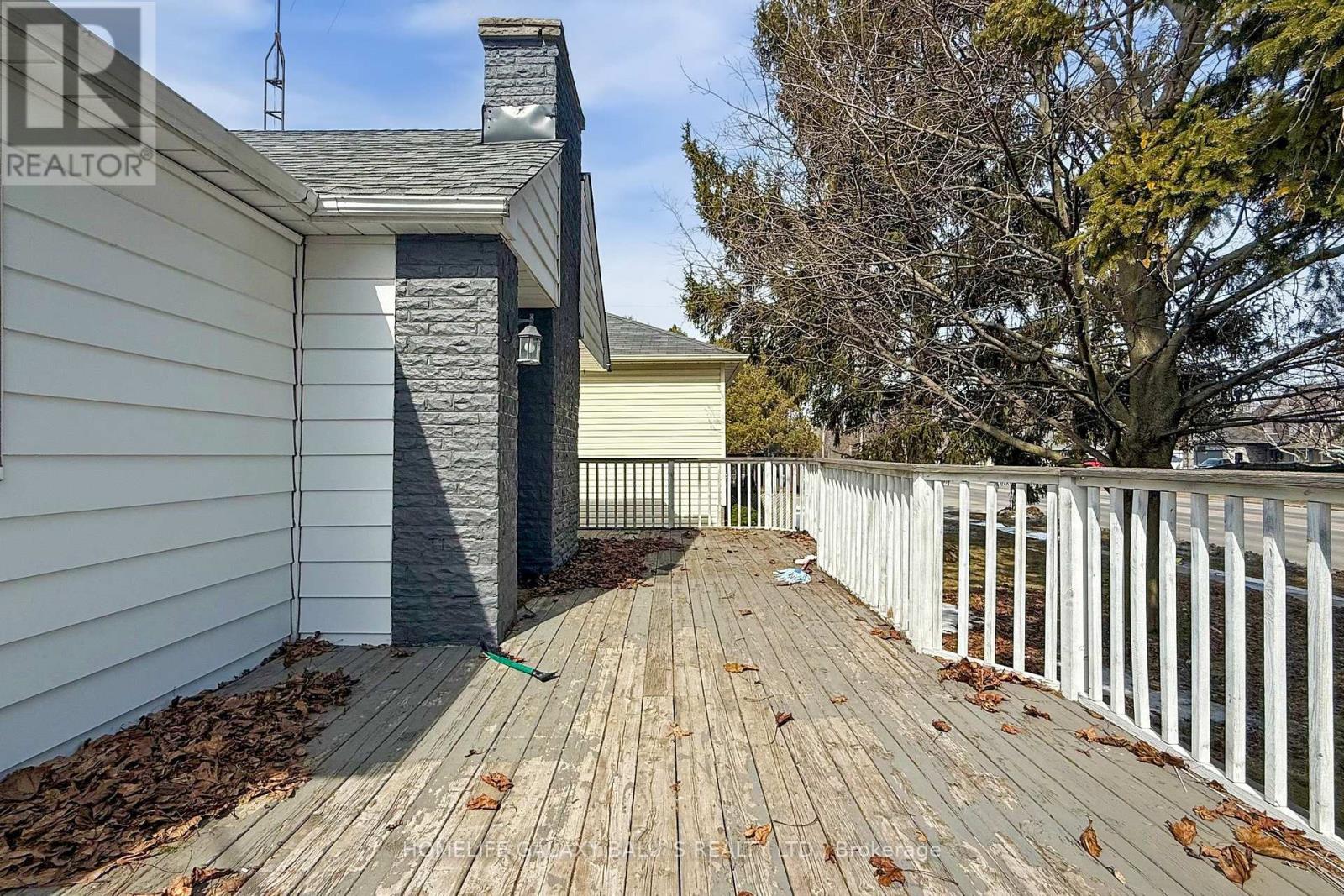 344 Townline Road N Property Photo 6