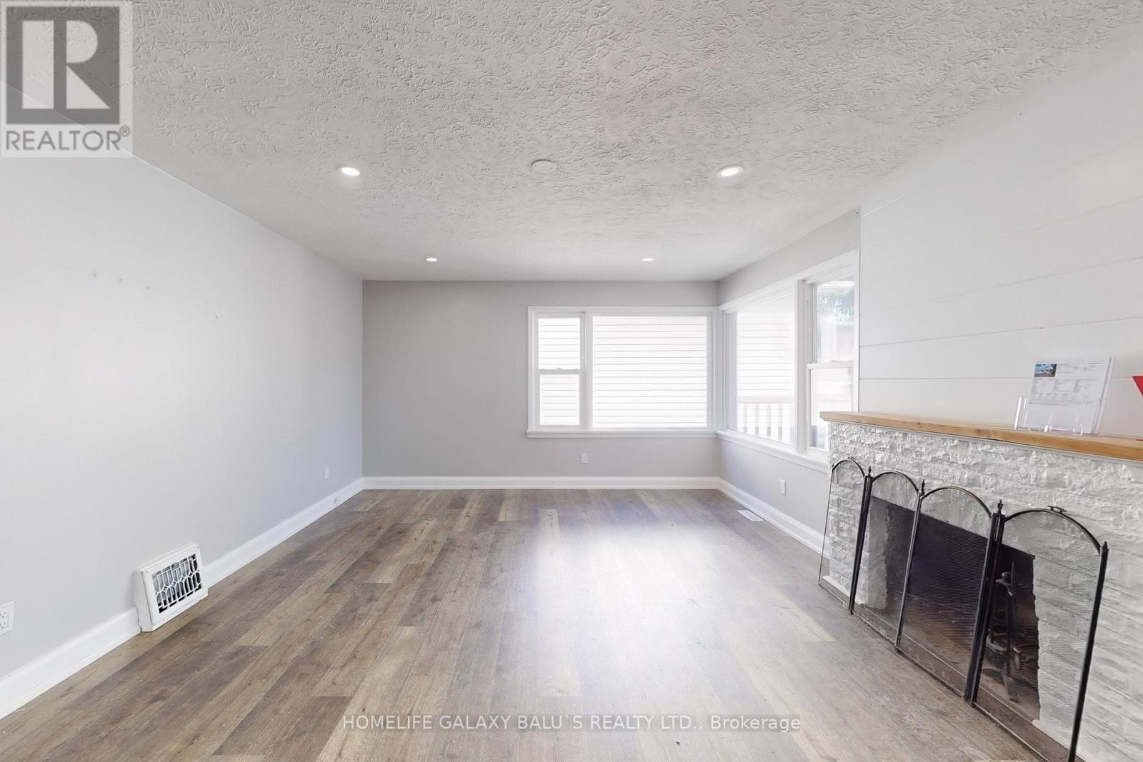 344 Townline Road N Property Photo 11