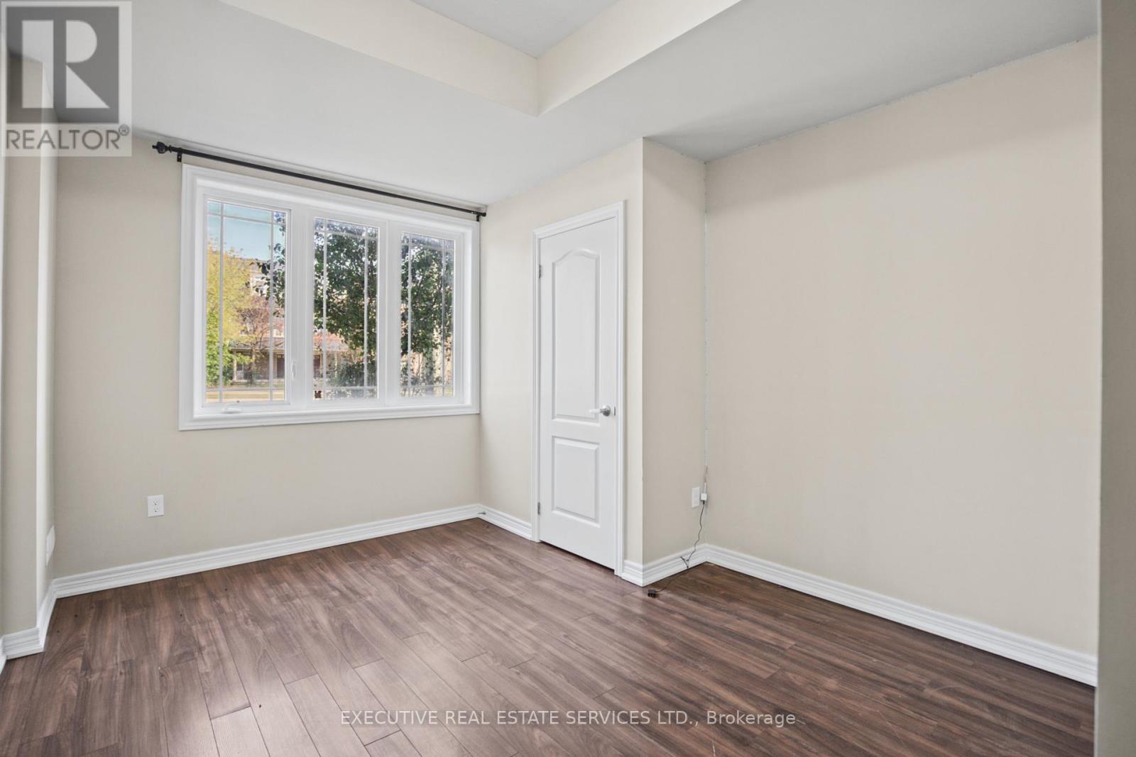 20 Waterstone Way Property Photo 13