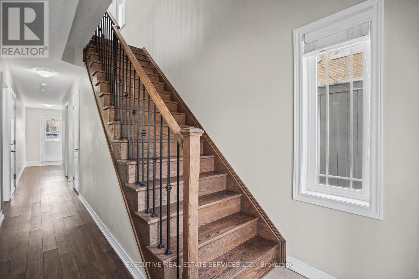 20 Waterstone Way Property Photo 18