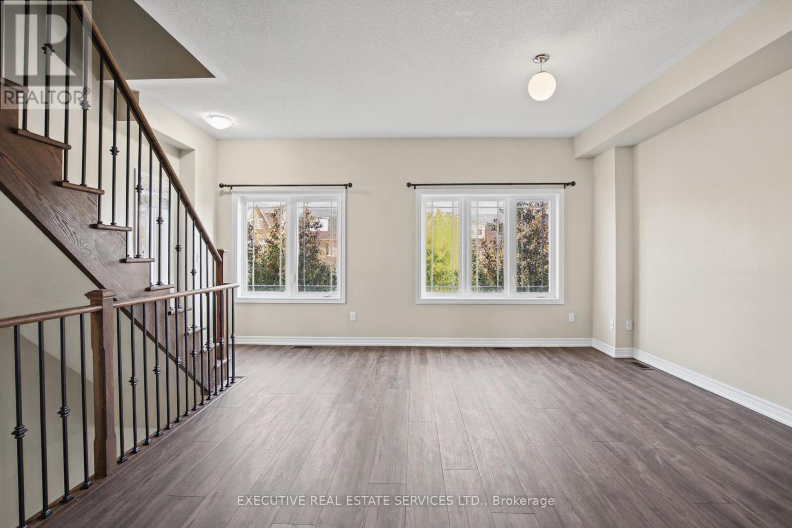 20 Waterstone Way Property Photo 23