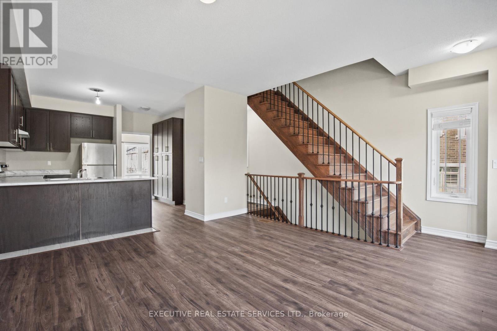 20 Waterstone Way Property Photo 25