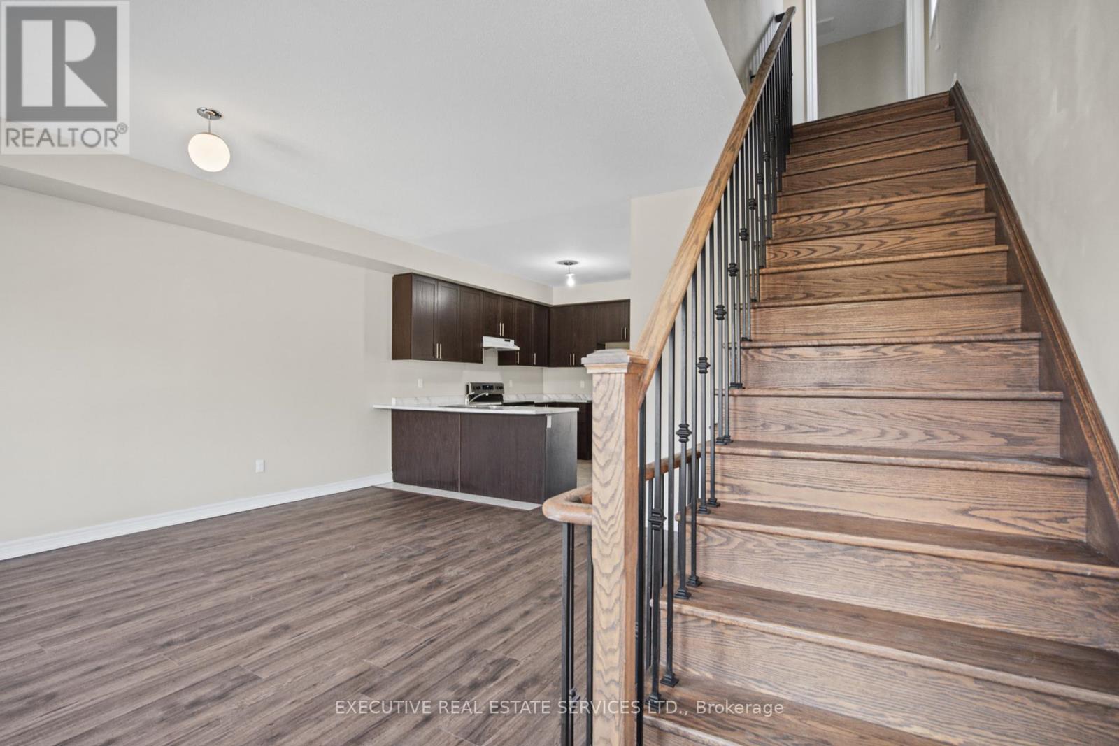20 Waterstone Way Property Photo 32