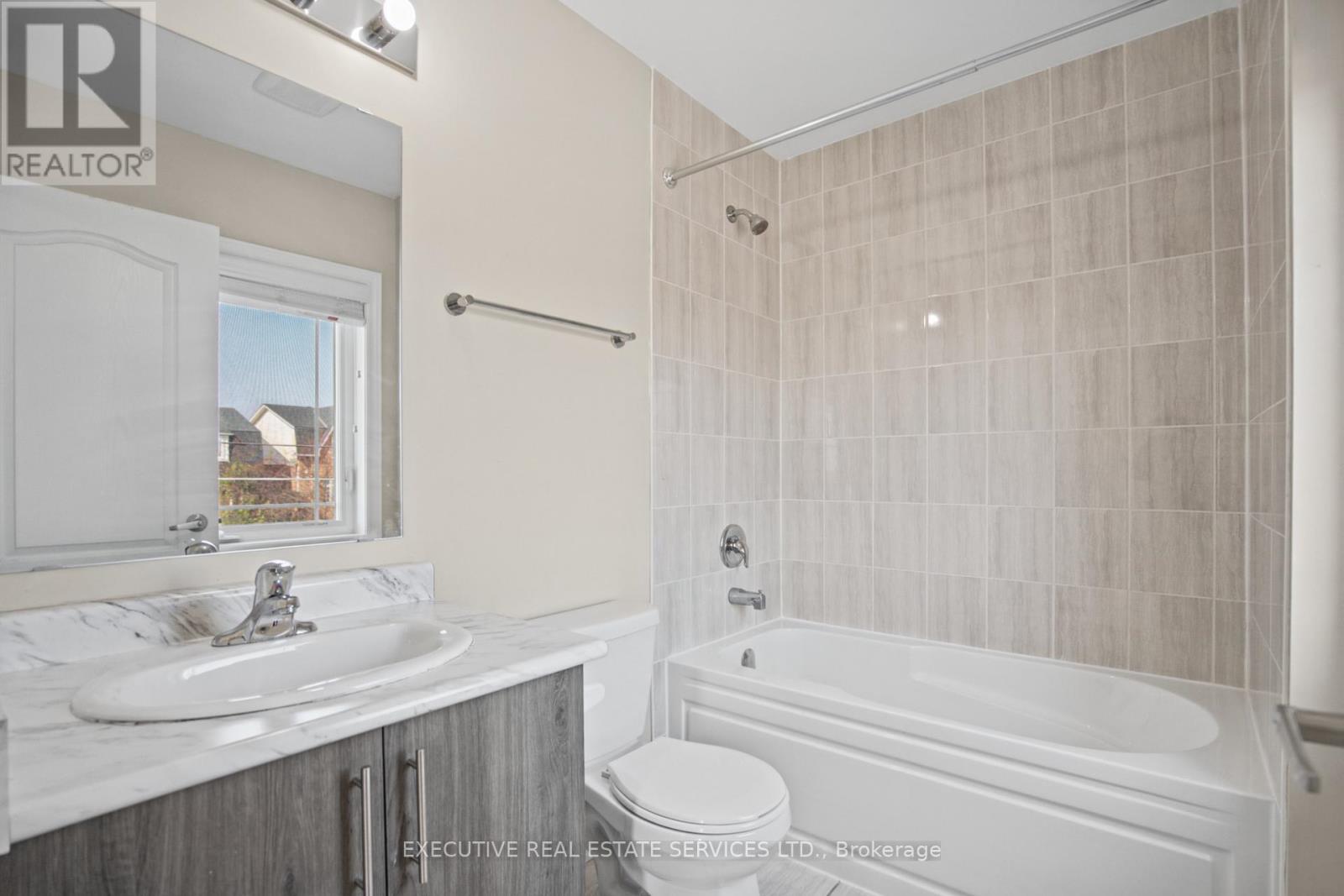 20 Waterstone Way Property Photo 37