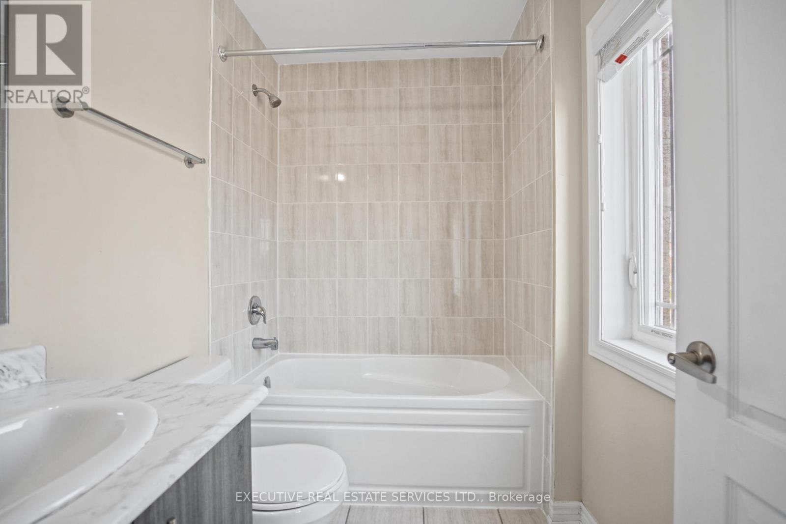 20 Waterstone Way Property Photo 38