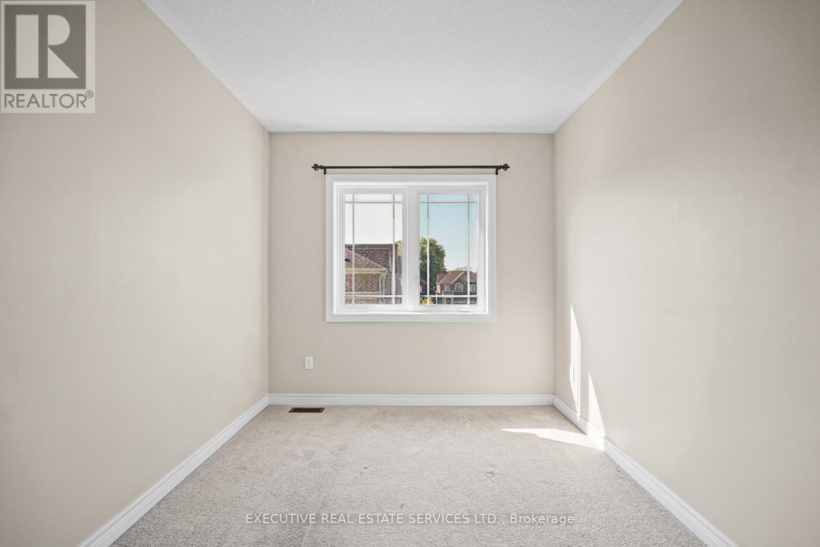 20 Waterstone Way Property Photo 40