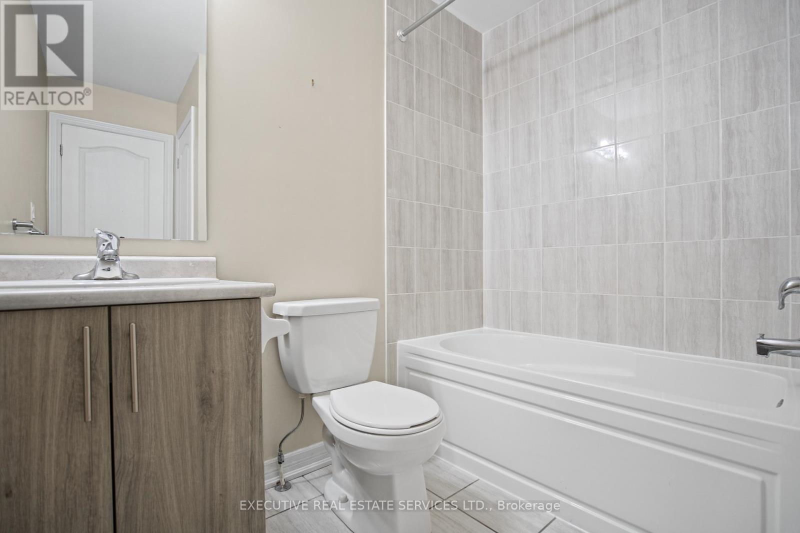 20 Waterstone Way Property Photo 42