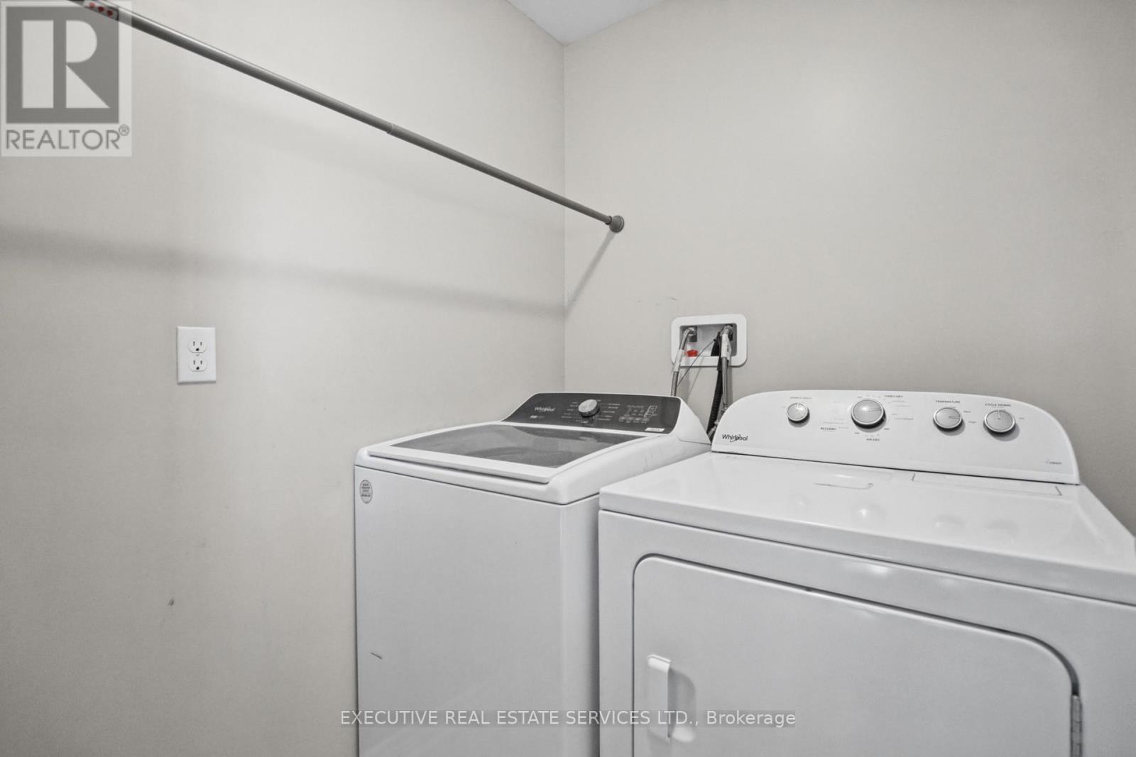 20 Waterstone Way Property Photo 46