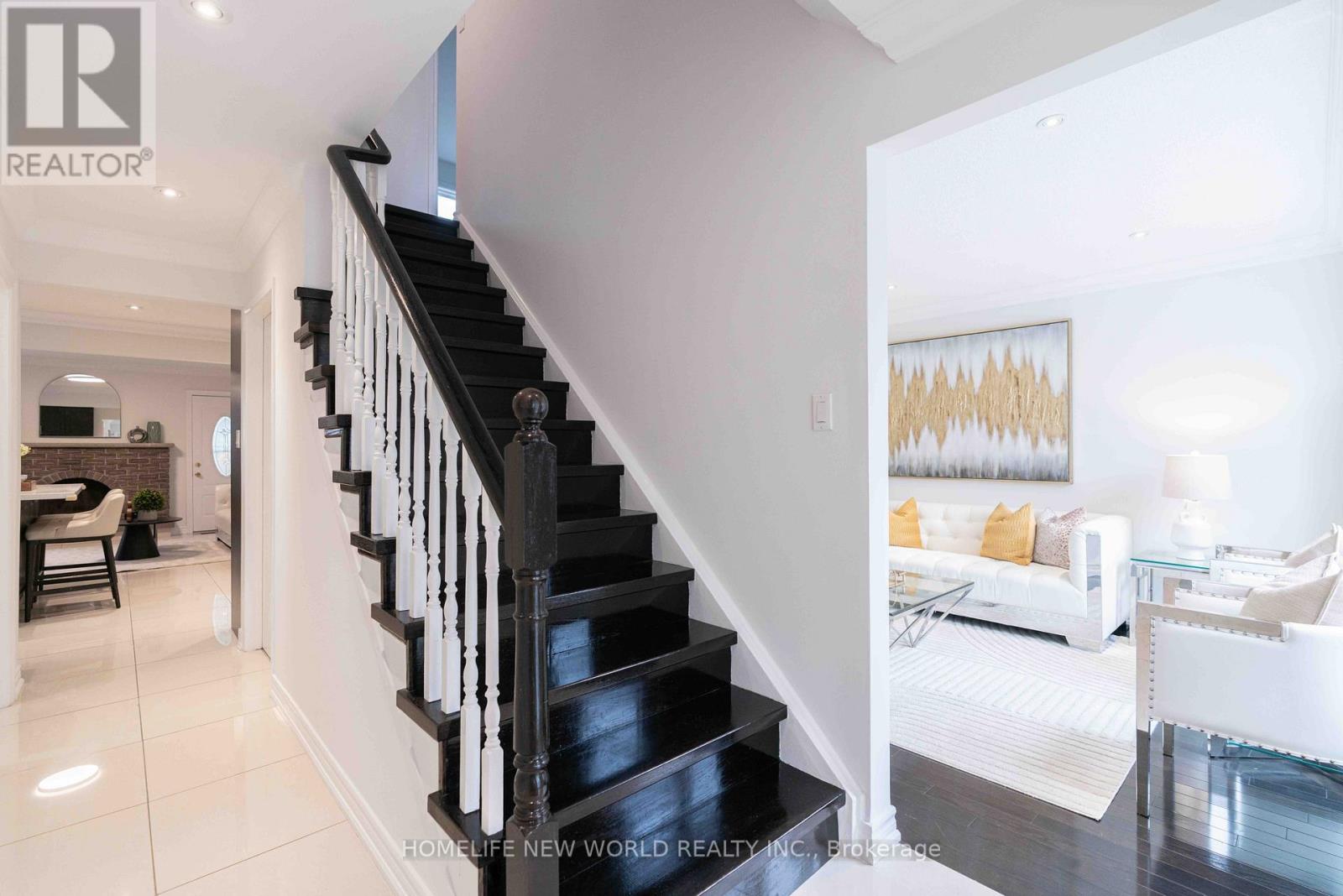 102 Alexmuir Boulevard Property Photo 26