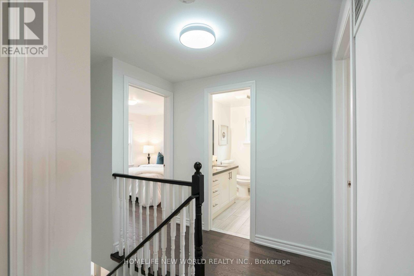 102 Alexmuir Boulevard Property Photo 38