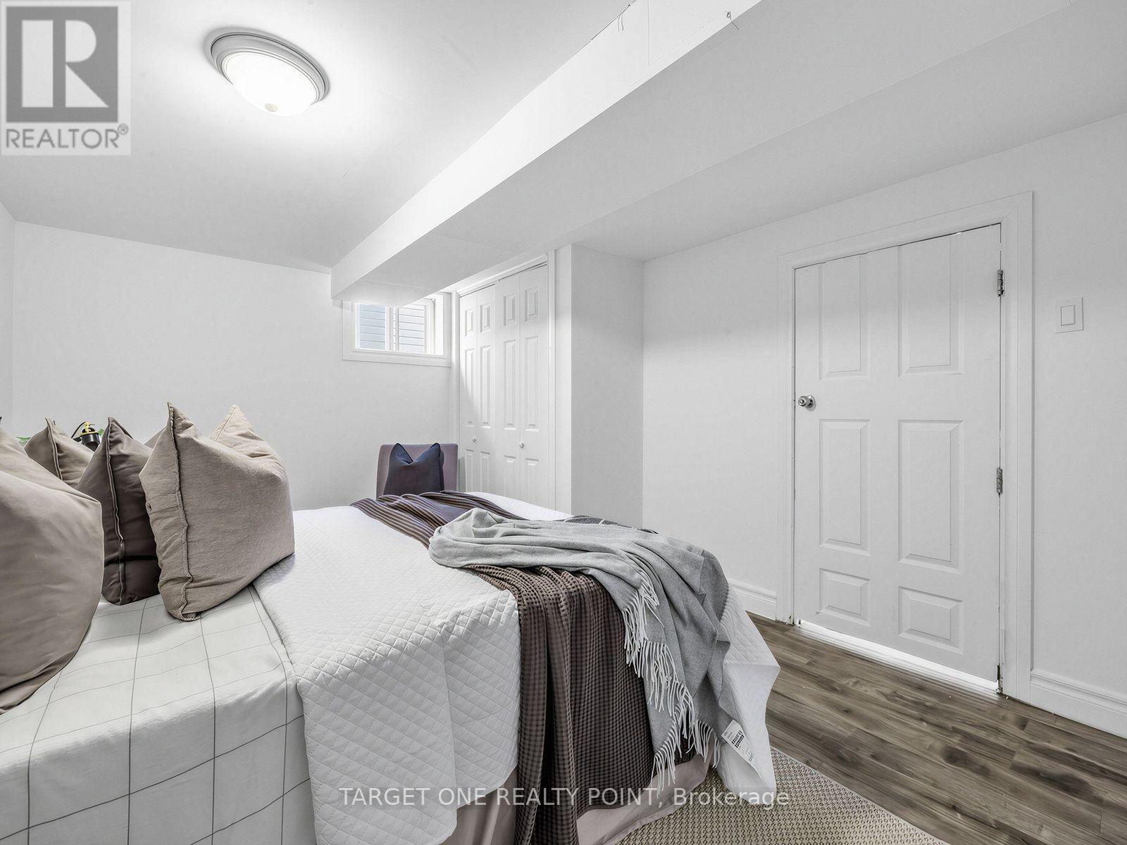 75 Gradwell Drive Property Photo 24