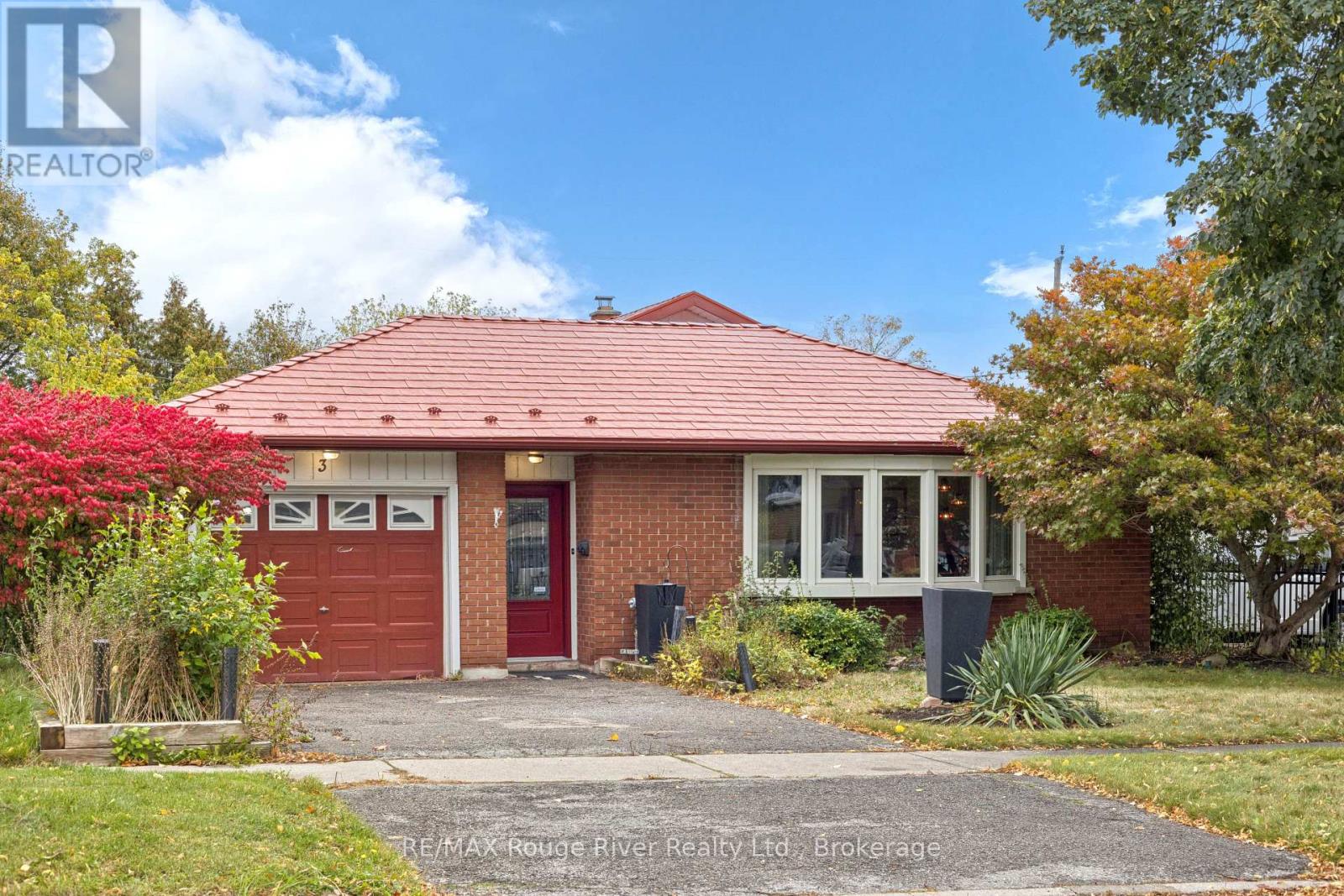 3 Heatherwood Road Property Photo 1