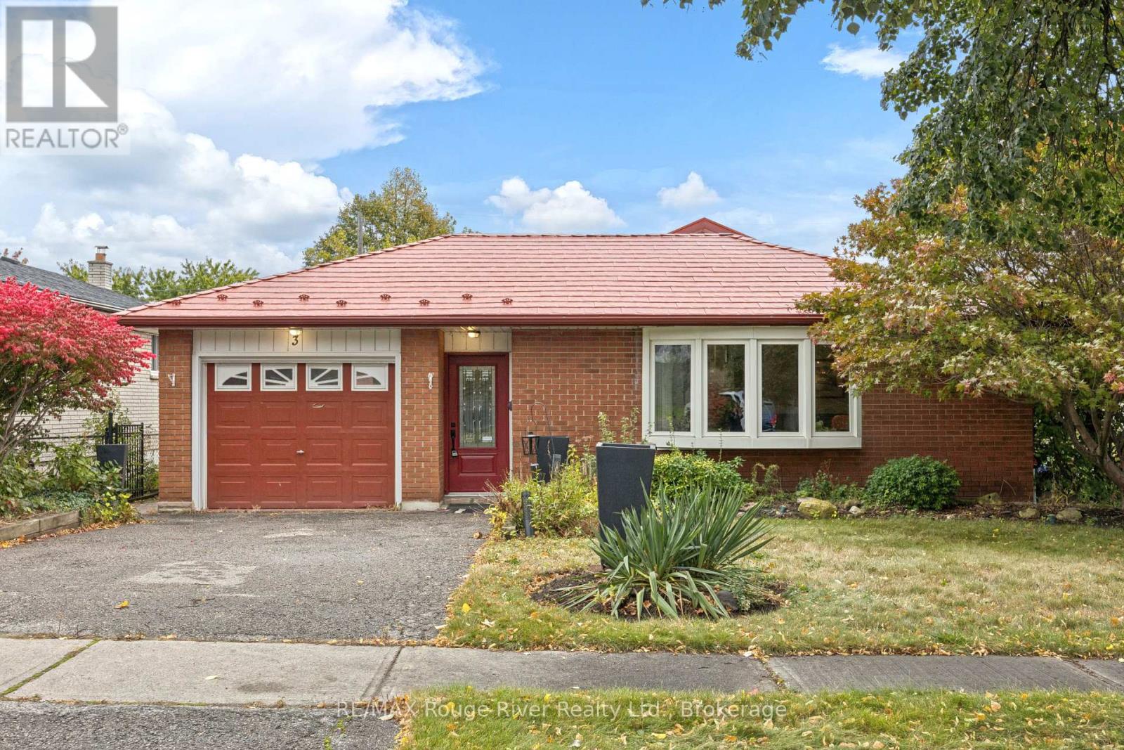 3 Heatherwood Road Property Photo 2