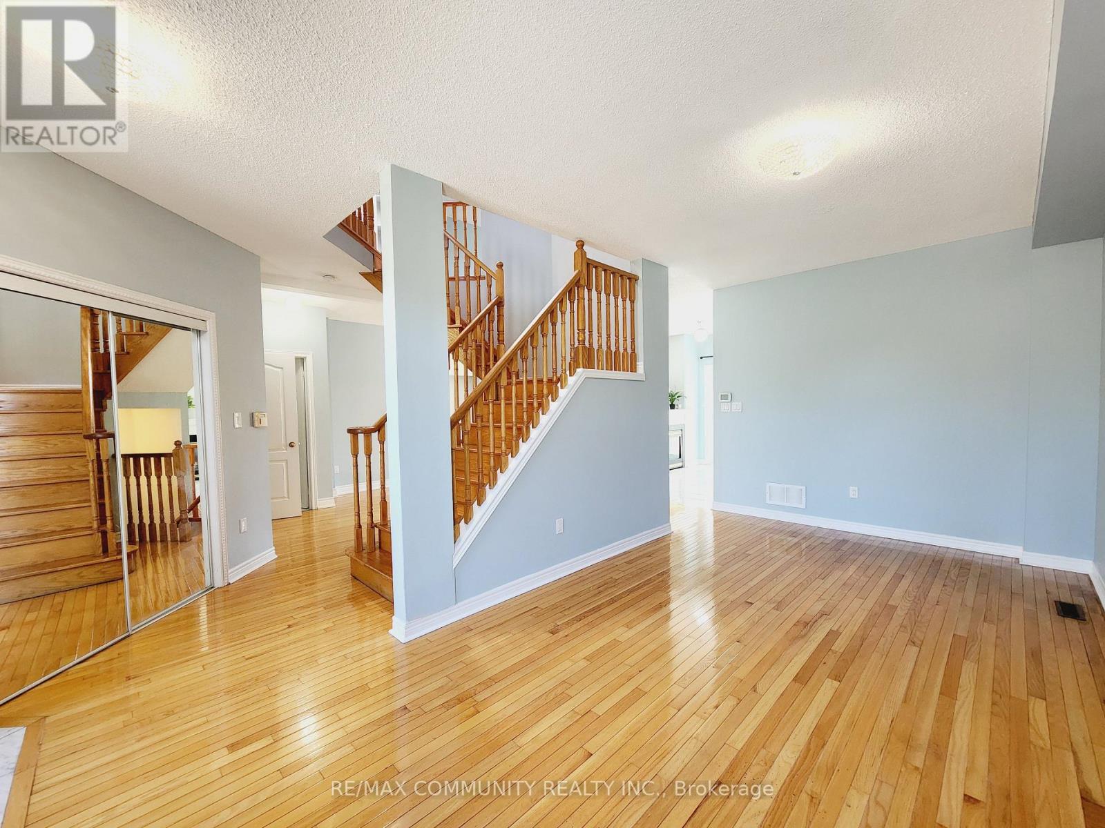 Main - 61 Chartway Boulevard Property Photo 6