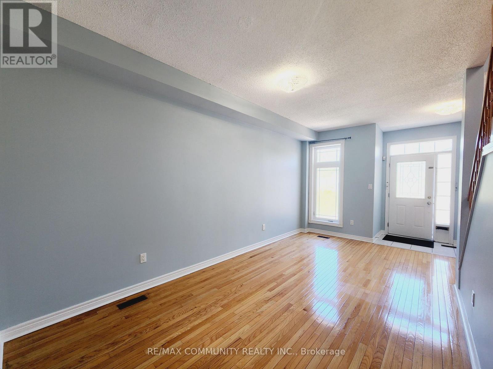 Main - 61 Chartway Boulevard Property Photo 8