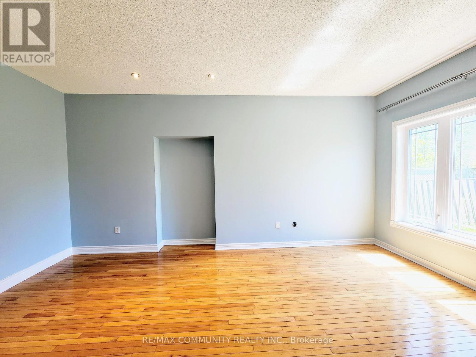 Main - 61 Chartway Boulevard Property Photo 12