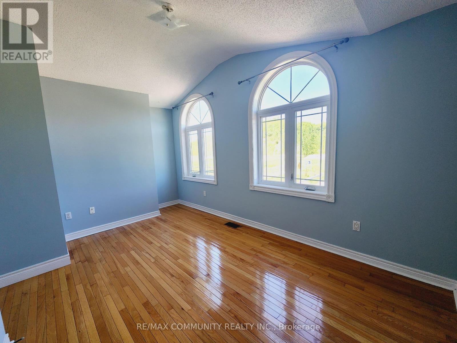 Main - 61 Chartway Boulevard Property Photo 21