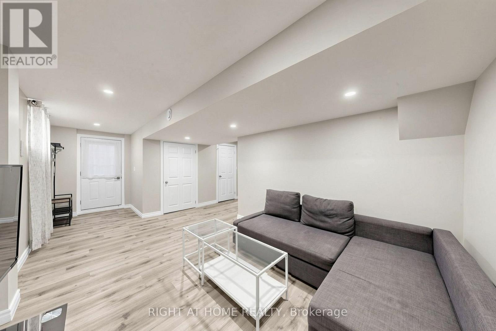 14 Grainger Crescent Property Photo 31