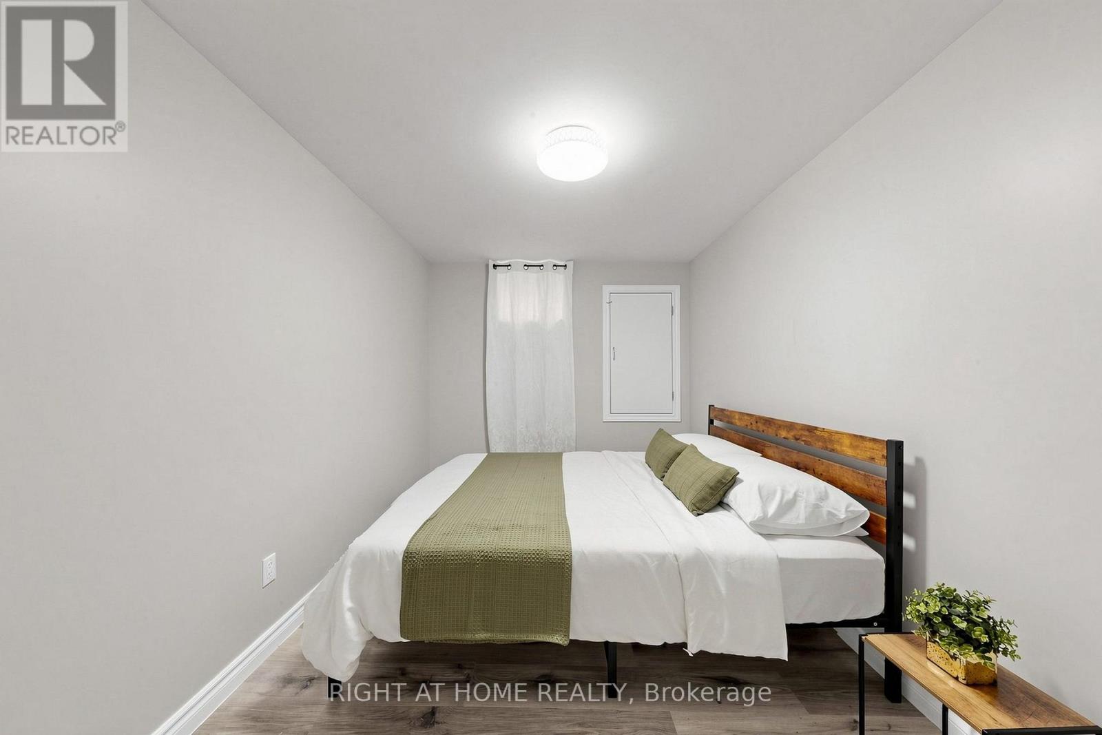14 Grainger Crescent Property Photo 35