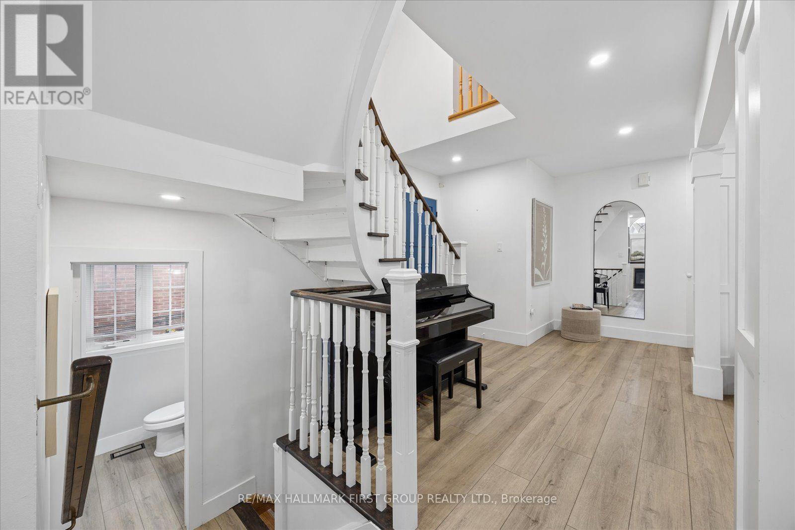 23 Telegraph Drive Property Photo 13