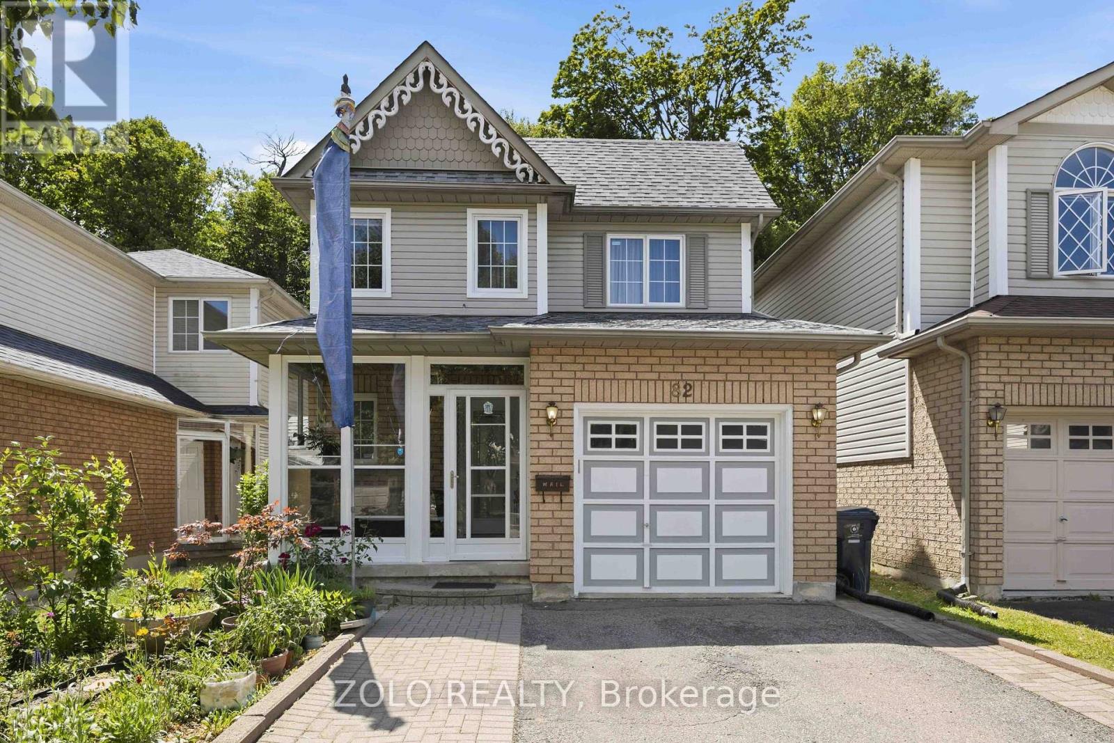 82 Piperbrook Crescent Property Photo 1