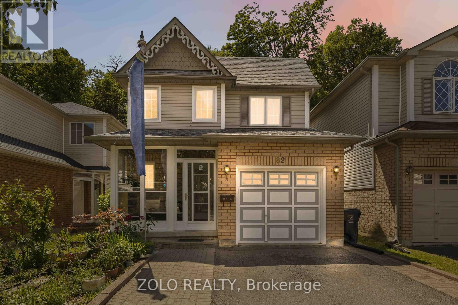 82 Piperbrook Crescent Property Photo 2